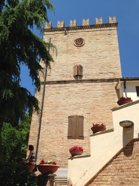 Отель Castello D'Abruzzo Рипа-Театина Экстерьер фото